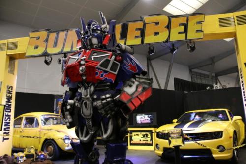 Les transformers ont fait le show avec notamment la présence de la Chevrolet Camaro, la Volkswagen Coccinelle mais surtout de Bumblebee, Optimus Prime ou encore de Mégatron 