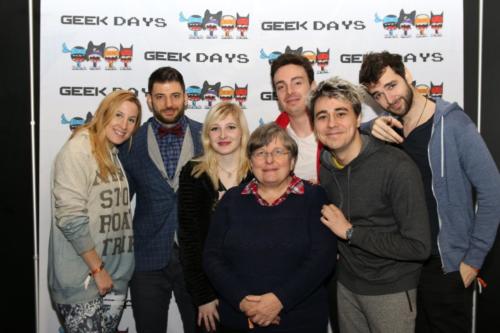 Petite photo avec certains invités ! De gauche à droite : Dina, Stanislav Ianevski, Devovo, Brigitte Lecordier, Frigiel, Farod et Skyyart !